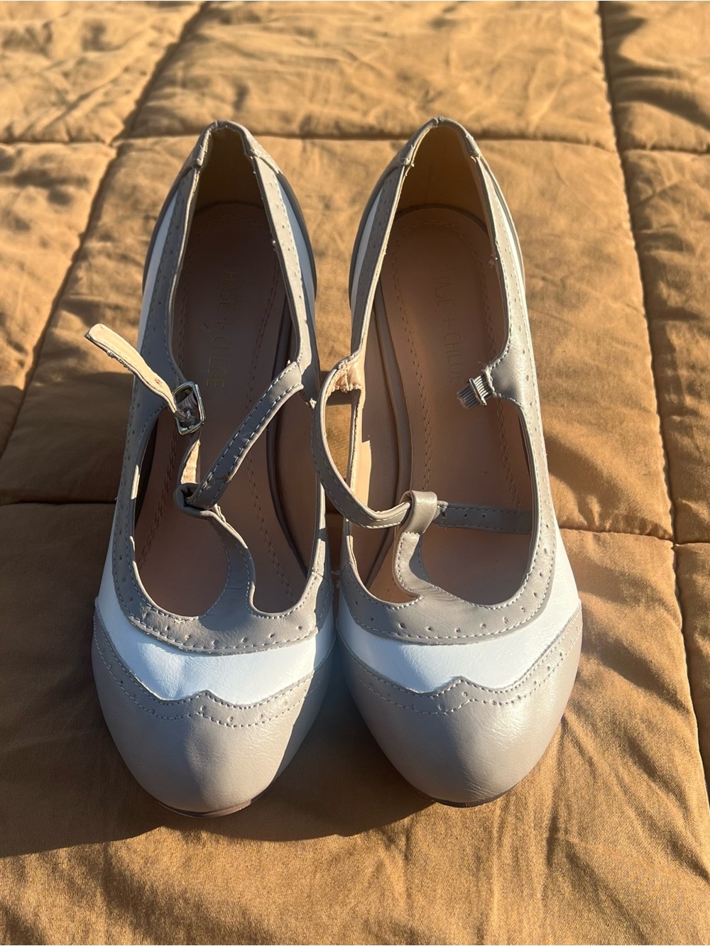 Chase + Chloe Kimmy Two-Tone T-Strap Mary Jane Heels in Gray and White Size 8.5